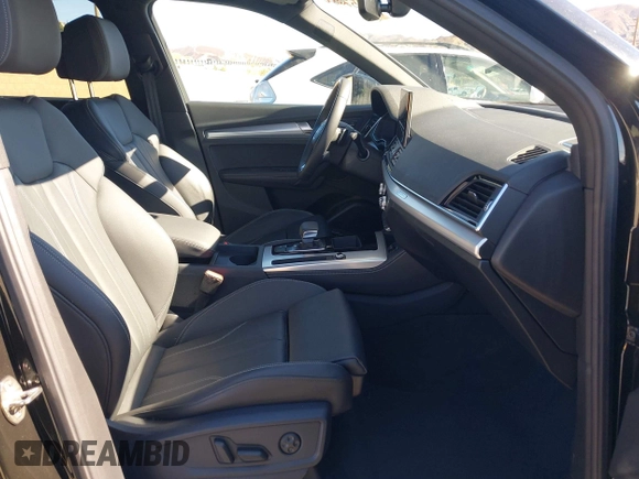 2023 Audi Q5 Sportback S line Premium Plus with VIN WA15AAFY8P2176437, listed as a IAAI auction lot 41352886 with 7,639 mi miles and . Bid and sale history available at DreamBid. Image 5.