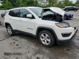 2018 Jeep Compass Latitude z VIN 3C4NJDBB6JT282965, wystawiony jako Copart lot #59621735 z przebiegiem Nie podano mil oraz Szkoda całkowita • Salvage title. Historia ofert i sprzedaży dostępna na DreamBid. Obrazek 4.