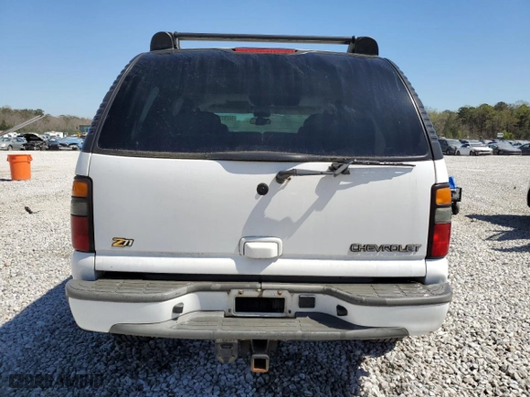 2004 Chevrolet Tahoe LT with VIN 1GNEK13ZX4R311878, listed as a Copart auction lot 50291195 with 271,586 mi miles and Salvage Title. Bid and sale history available at carsss.com. Image 6.