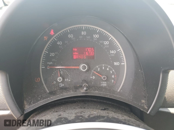 2009 Volkswagen Beetle S with VIN 3VWRG31Y09M406134, listed as a Copart auction lot 69293484 with 116,733 mi miles and Salvage title. Bid and sale history available at DreamBid. Image 9.