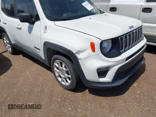 2020 Jeep Renegade Sport with VIN ZACNJAAB8LPK96809, listed as a IAAI auction lot 41835560 with 39,067 mi miles and . Bid and sale history available at carsss.com. Image 1.
