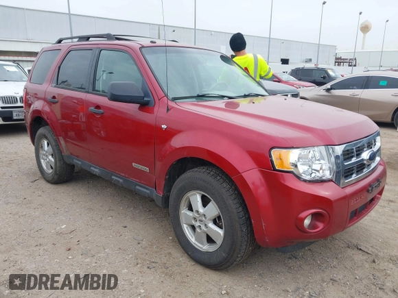 2008 Ford Escape XLT with VIN 1FMCU93118KB59096, listed as a IAAI auction lot 41752159 with 199,185 mi miles. Bid and sale history available at carsss.com. Image 1.
