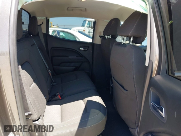 2019 GMC Canyon 2WD SLE with VIN 1GTG5CEN0K1266332, listed as a IAAI auction lot 41880375 with 40,368 mi miles. Bid and sale history available at carsss.com. Image 8.