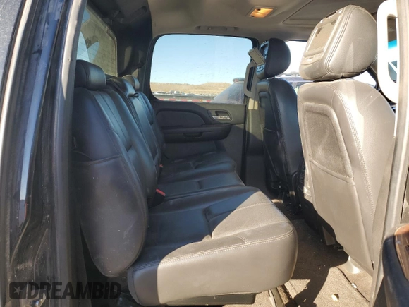 2008 Chevrolet Avalanche LTZ with VIN 3GNFK12Y48G106561, listed as a Copart auction lot 88689495 with 321,031 mi miles and Salvage Title. Bid and sale history available at DreamBid. Image 10.