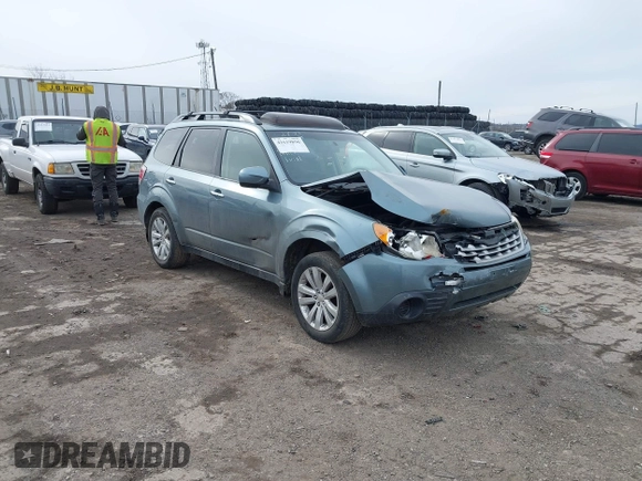 2011 Subaru Forester 2.5X Premium with VIN JF2SHADC5BH718113, listed as a IAAI auction lot 41619896 with 102,261 mi miles. Bid and sale history available at carsss.com. Image 1.