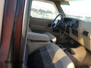 1990 Ford Bronco z VIN 1FMCU14T4LUA75868, wystawiony jako Copart lot #74209254 z przebiegiem 828 308 mil mil oraz Szkoda całkowita • Salvage title. Historia ofert i sprzedaży dostępna na DreamBid. Obrazek 11.