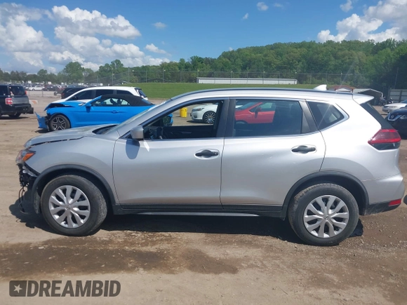 2020 Nissan Rogue SV with VIN JN8AT2MT9LW040448, listed as a IAAI auction lot 42040086 with 58,028 mi miles and . Bid and sale history available at carsss.com. Image 15.