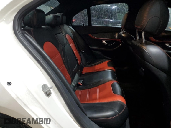 2016 Mercedes-Benz C 63 S AMG z VIN 55SWF8HB7GU098273, wystawiony jako Copart lot #86781954 z przebiegiem 107 642 mil mil oraz Szkoda całkowita • Salvage title. Historia ofert i sprzedaży dostępna na DreamBid. Obrazek 10.