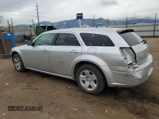 2008 Dodge Magnum with VIN 2D4FV47TX8H148105, listed as a Copart auction lot 86768634 with 102,483 mi miles and Salvage Title. Bid and sale history available at DreamBid. Image 2.