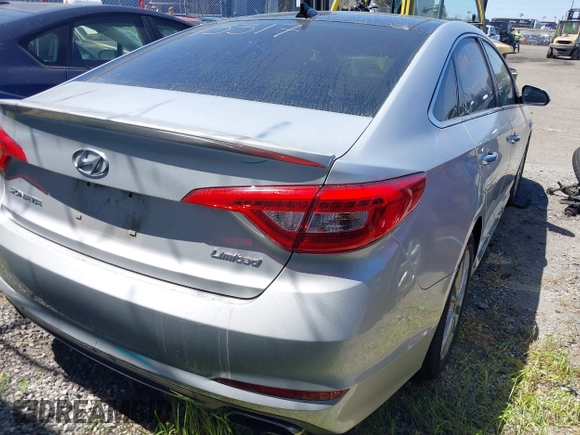 2015 Hyundai Sonata Limited with VIN 5NPE34AF0FH035785, listed as a IAAI auction lot 42082394 with 151,370 mi miles and . Bid and sale history available at DreamBid. Image 16.