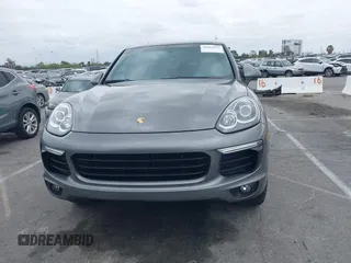 2016 Porsche Cayenne with VIN WP1AA2A27GKA15797, listed as a IAAI auction lot 42063043 with 81,464 mi miles. Bid and sale history available at carsss.com. Image 12.