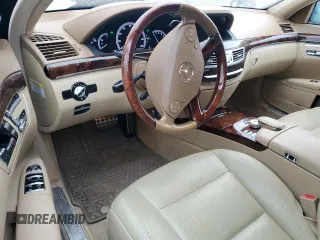 2013 Mercedes-Benz S 550 with VIN WDDNG7DB1DA516914, listed as a Copart auction lot 43611565 with 60,503 mi miles and Salvage Title. Bid and sale history available at DreamBid. Image 8.