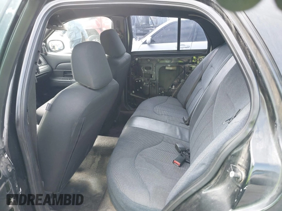 2007 Ford Police Interceptor z VIN 2FAHP71W97X148174, wystawiony jako IAAI lot #41889052 z przebiegiem Nie podano mil oraz . Historia ofert i sprzedaży dostępna na DreamBid. Obrazek 8.