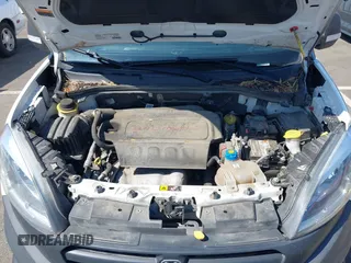 2018 Ram ProMaster City Cargo Tradesman z VIN ZFBERFAB0J6J37598, wystawiony jako IAAI lot #42416142 z przebiegiem 93 498 mil mil oraz . Historia ofert i sprzedaży dostępna na DreamBid. Obrazek 9.
