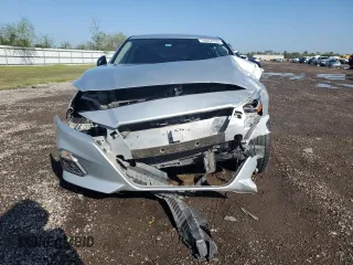 2019 Nissan Altima SR with VIN 1N4BL4CV4KN321288, listed as a Copart auction lot 49854595 with 102,581 mi miles and Salvage Title. Bid and sale history available at carsss.com. Image 5.