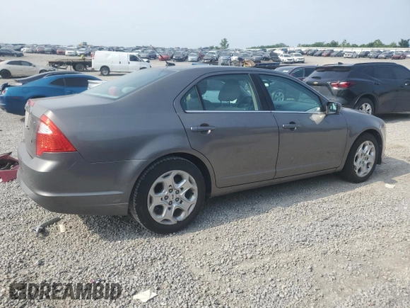 2010 Ford Fusion SE z VIN 3FAHP0HA2AR364858, wystawiony jako Copart lot #60855075 z przebiegiem 184 403 mil mil oraz Szkoda całkowita • Salvage title. Historia ofert i sprzedaży dostępna na DreamBid. Obrazek 3.