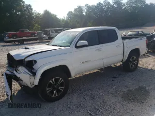 2018 Toyota Tacoma SR5 с VIN 3TMAZ5CN9JM072747, выставлен на аукционе Copart как лот 61606335 с пробегом 57 893 миль миль и Списание • Salvage title. История ставок и продаж доступна на DreamBid. Изображение 1.