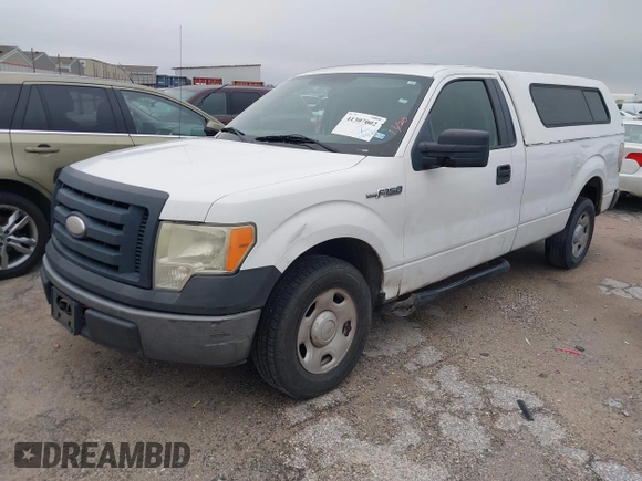 2009 Ford F-150 XL with VIN 1FTRF12839KA68521, listed as a IAAI auction lot 41307002 with 191,999 mi miles. Bid and sale history available at carsss.com. Image 2.