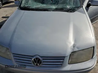 1999 Volkswagen Jetta GLS with VIN 3VWSA29M0XM044902, listed as a Copart auction lot 74619954 with 273,284 mi miles and Salvage title. Bid and sale history available at DreamBid. Image 11.