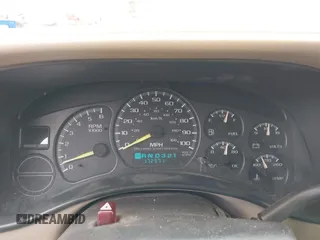 2001 Chevrolet Tahoe LS with VIN 1GNEK13T81J242596, listed as a IAAI auction lot 42177221 with 172,971 mi miles. Bid and sale history available at carsss.com. Image 7.