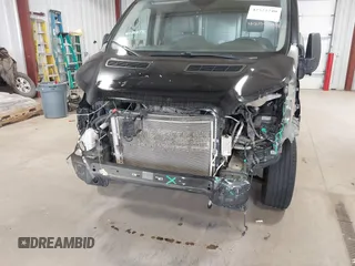 2018 Ford Transit with VIN 1FTYE1YM6JKA38498, listed as a IAAI auction lot 42522740 with 117,220 mi miles and . Bid and sale history available at DreamBid. Image 6.