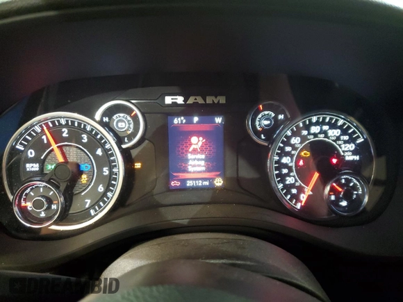 2024 Ram 1500 Big Horn z VIN 1C6SRFFT3RN105058, wystawiony jako Copart lot #46500315 z przebiegiem 25 112 mil mil oraz Szkoda całkowita • Salvage title. Historia ofert i sprzedaży dostępna na DreamBid. Obrazek 9.