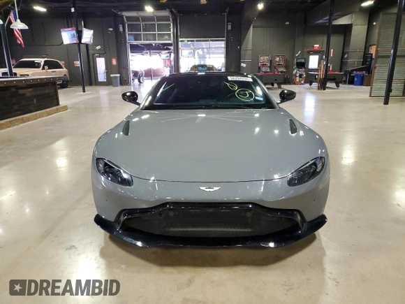 2020 Aston Martin Vantage z VIN SCFSMGAW6LGN03859, wystawiony jako Copart lot #52294204 z przebiegiem 47 486 mil mil oraz Szkoda całkowita • Salvage title. Historia ofert i sprzedaży dostępna na DreamBid. Obrazek 2.