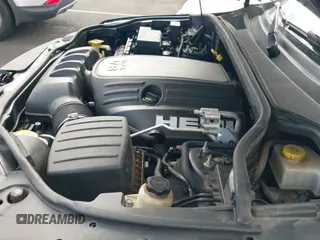 2012 Jeep Grand Cherokee Overland z VIN 1C4RJECT1CC301144, wystawiony jako IAAI lot #43077227 z przebiegiem 60 387 mil mil oraz . Historia ofert i sprzedaży dostępna na DreamBid. Obrazek 19.