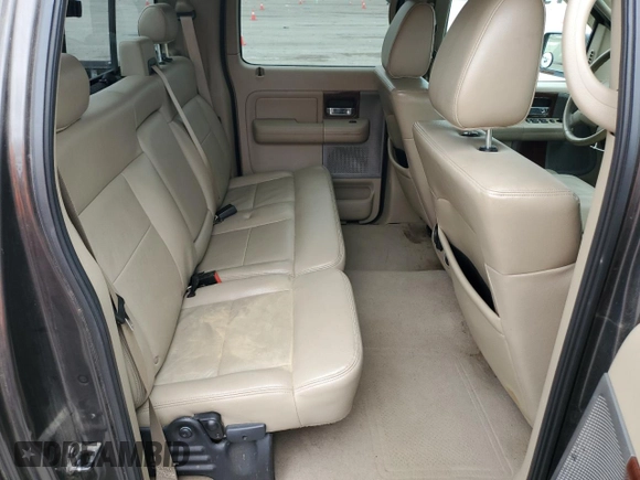 2007 Ford F-150 XLT z VIN 1FTPW12V67FA40232, wystawiony jako Copart lot #55518995 z przebiegiem 204 902 mil mil oraz Szkoda całkowita • Salvage title. Historia ofert i sprzedaży dostępna na DreamBid. Obrazek 10.