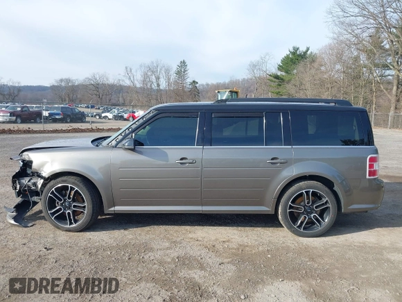 2014 Ford Flex SEL with VIN 2FMHK6C85EBD38724, listed as a IAAI auction lot 41866442 with 147,661 mi miles. Bid and sale history available at carsss.com. Image 15.