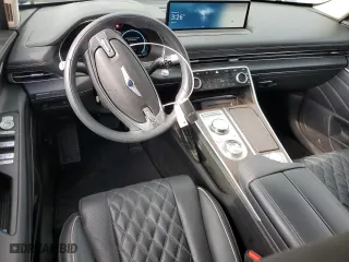 2024 Genesis GV80 with VIN KMUHCESC3RU174419, listed as a Copart auction lot 49470875 with 17,636 mi miles and Salvage Title. Bid and sale history available at carsss.com. Image 8.