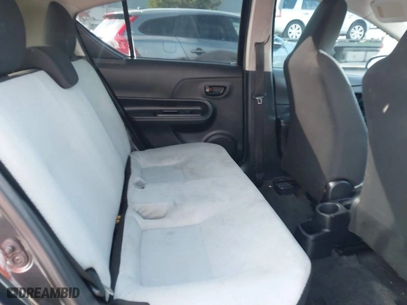 2015 Toyota Prius c One with VIN JTDKDTB3XF1585940, listed as a IAAI auction lot 41263863 with 267,841 mi miles. Bid and sale history available at carsss.com. Image 8.