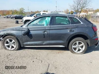 2021 Audi Q5 Premium with VIN WA1AAAFY0M2012819, listed as a IAAI auction lot 40718190 with Not provided miles and . Bid and sale history available at DreamBid. Image 13.