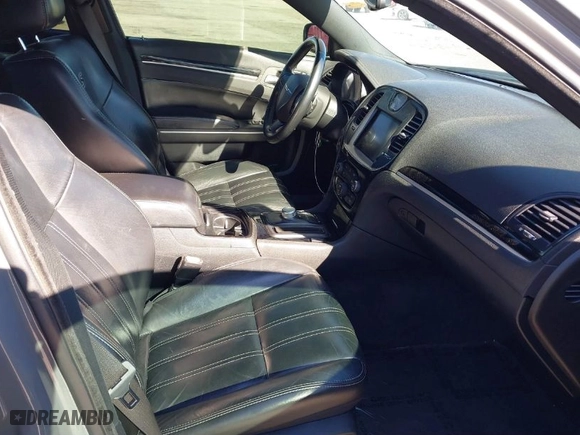 2019 Chrysler 300 with VIN 2C3CCABG6KH515074, listed as a IAAI auction lot 41361276 with NaN miles. Bid and sale history available at carsss.com. Image 5.