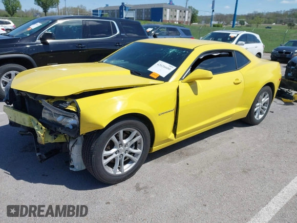 2015 Chevrolet Camaro LS z VIN 2G1FB1E36F9249133, wystawiony jako IAAI lot #42026600 z przebiegiem 63 300 mil mil oraz . Historia ofert i sprzedaży dostępna na DreamBid. Obrazek 18.