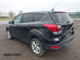 2019 Ford Escape SE with VIN 1FMCU0GD4KUA60347, listed as a IAAI auction lot 41918075 with 27,695 mi miles. Bid and sale history available at carsss.com. Image 3.