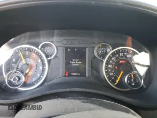 2019 Ram 2500 Tradesman with VIN 3C6UR5CJ0KG633225, listed as a Copart auction lot 43246005 with 118,000 mi miles and Salvage Title. Bid and sale history available at carsss.com. Image 9.