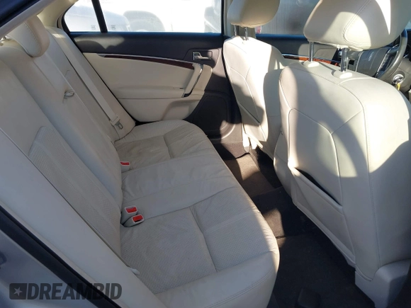 2011 Lincoln MKZ with VIN 3LNHL2GC2BR759690, listed as a IAAI auction lot 41672626 with 117,839 mi miles. Bid and sale history available at carsss.com. Image 8.