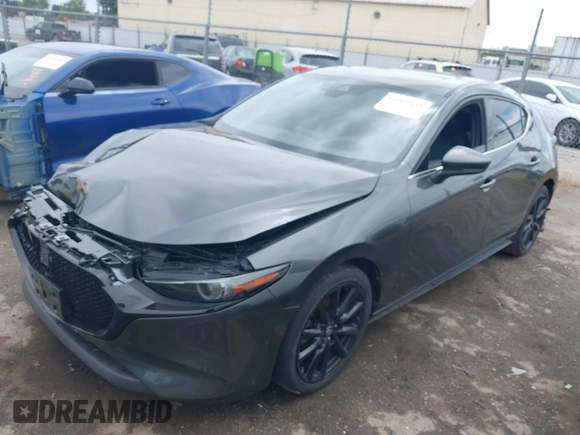 2020 Mazda Mazda3 Hatchback Premium Package with VIN JM1BPANM4L1164257, listed as a IAAI auction lot 41905435 with 1 mi miles. Bid and sale history available at carsss.com. Image 18.
