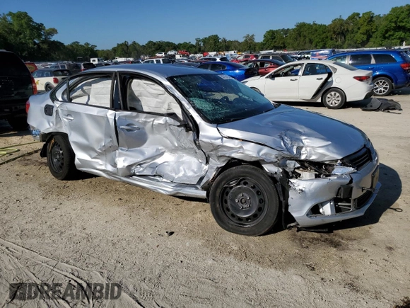 2014 Volkswagen Jetta TDI w/Premium/Nav z VIN 3VWLL7AJ4EM266658, wystawiony jako Copart lot #50797425 z przebiegiem 121 835 mil mil oraz Nie do naprawy • Non repairable. Historia ofert i sprzedaży dostępna na DreamBid. Obrazek 4.