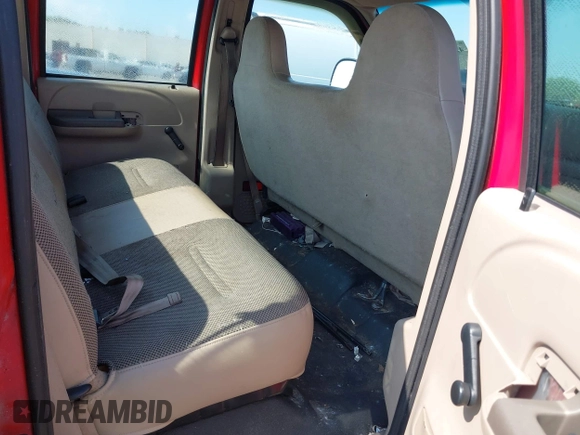 2003 Ford F-250 XL с VIN 1FTNW20S73EC18395, выставлен на аукционе IAAI как лот 42343481 с пробегом 151 832 миль миль и . История ставок и продаж доступна на DreamBid. Изображение 8.