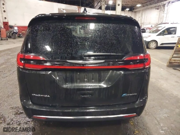 2023 Chrysler Pacifica Hybrid Limited with VIN 2C4RC1S74PR632658, listed as a IAAI auction lot 41862499 with 47,919 mi miles. Bid and sale history available at carsss.com. Image 17.