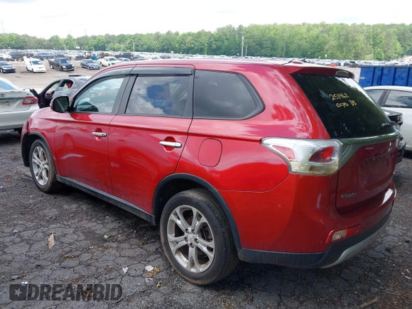 2015 Mitsubishi Outlander SE with VIN JA4AD3A35FZ005812, listed as a IAAI auction lot 42302752 with 165,483 mi miles and . Bid and sale history available at DreamBid. Image 3.