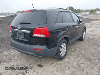 2012 Kia Sorento LX with VIN 5XYKT4A22CG273527, listed as a IAAI auction lot 41954603 with 309,018 mi miles. Bid and sale history available at carsss.com. Image 4.