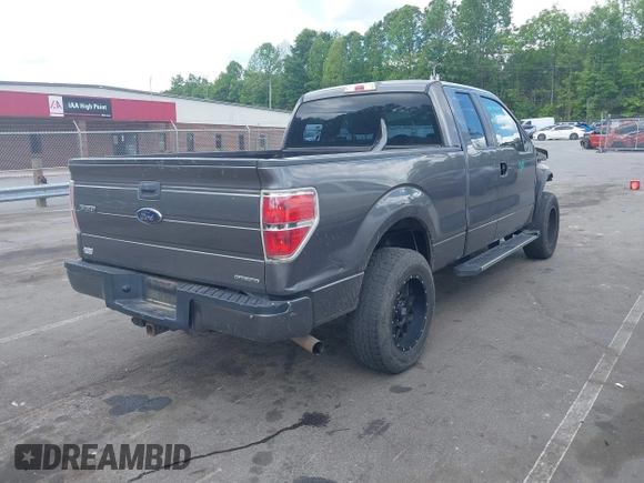 2014 Ford F-150 XL z VIN 1FTFX1EF0EFC60346, wystawiony jako IAAI lot #42198991 z przebiegiem 132 845 mil mil oraz . Historia ofert i sprzedaży dostępna na DreamBid. Obrazek 4.
