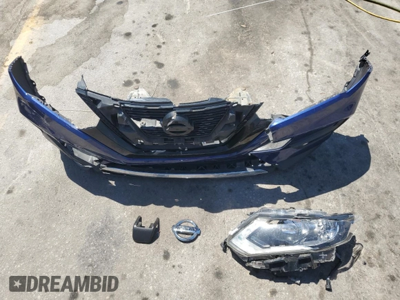 2017 Nissan Rogue SV z VIN JN8AT2MTXHW141702, wystawiony jako Copart lot #53534015 z przebiegiem 120 523 mil mil oraz Szkoda całkowita • Salvage title. Historia ofert i sprzedaży dostępna na DreamBid. Obrazek 13.