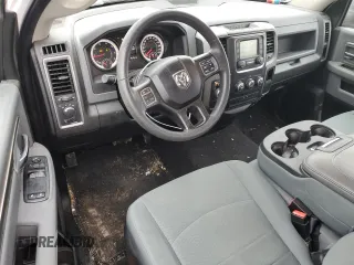 2018 Ram 1500 Tradesman z VIN 3C6JR6DT1JG234203, wystawiony jako Copart lot #43992345 z przebiegiem 98 180 mil mil oraz Szkoda całkowita • Salvage title. Historia ofert i sprzedaży dostępna na DreamBid. Obrazek 8.