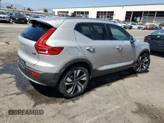 2024 Volvo XC40 Plus Bright Theme с VIN YV4L12UE5R2305987, выставлен на аукционе Copart как лот 53269875 с пробегом 13 682 миль миль и Чистый • Clean title. История ставок и продаж доступна на DreamBid. Изображение 3.