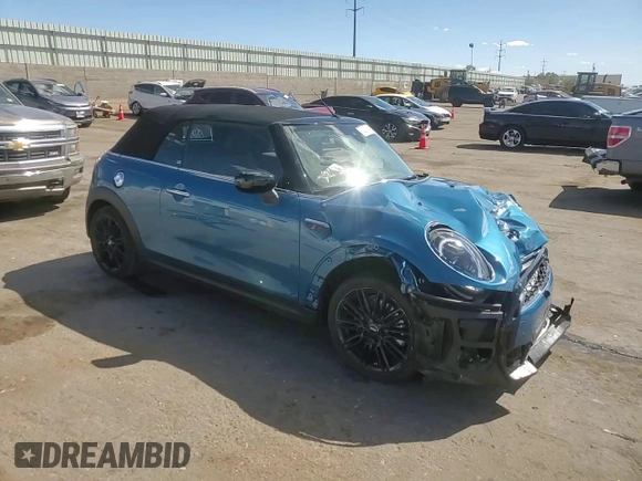 2024 MINI Convertible Cooper S with VIN WMW43DL00R3R98526, listed as a Copart auction lot 72037884 with 5,142 mi miles and Salvage Title. Bid and sale history available at carsss.com. Image 10.