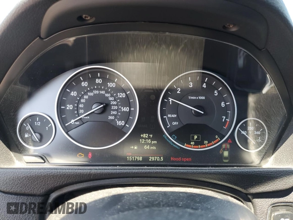 2013 BMW 3 Series 328i xDrive с VIN WBA3B3C52DF542149, выставлен на аукционе Copart как лот 60436945 с пробегом 151 798 миль миль и Списание • Salvage title. История ставок и продаж доступна на DreamBid. Изображение 9.